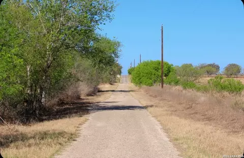 Other - 435 County Road 7715, Devine, TX 78016 photo 10 of 12