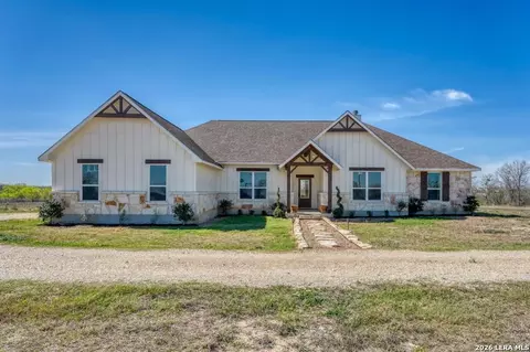 1642 Scull Rd, San Marcos, TX 78666