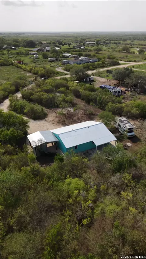 View/Area - 153 Pvt 4022, Beeville, TX 78102 photo 3 of 3