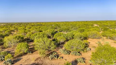 tbd Cr 331, Jourdanton, TX 78026