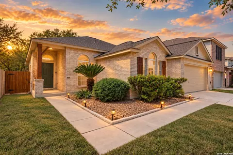 10723 Kobort, Helotes, TX 78023