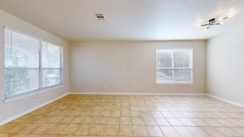 Living - 101 Springtree Clf, Cibolo, TX 78108 photo 2 of 8