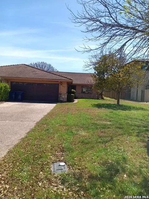 747 Oakland Hls, Kerrville, TX 78028