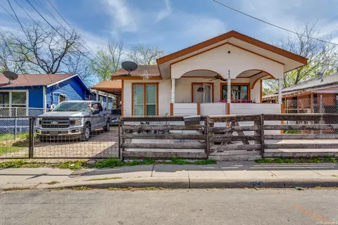 446 Blue Bonnet St, San Antonio, TX 78202