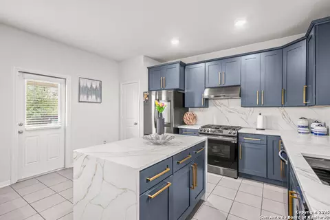 7526 Boxing Elm, San Antonio, TX 78244