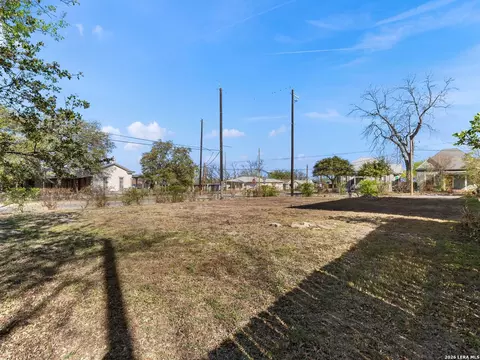 602 Nolan St, San Antonio, TX 78202