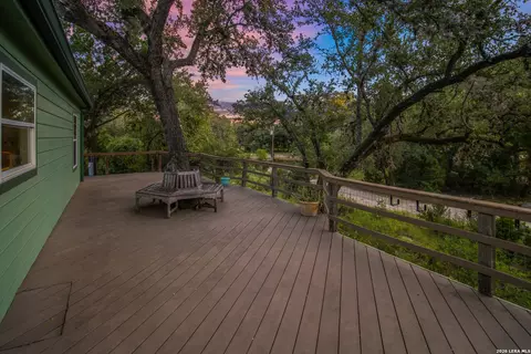 23942 Us Highway 83, Concan, TX 78838