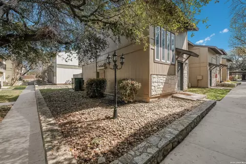 100 Lorenz #804, San Antonio, TX 78209