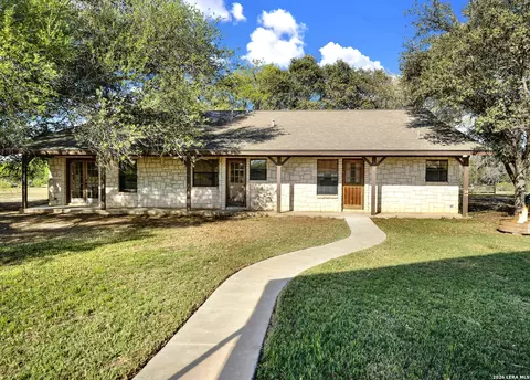 Exterior - 386 County Road 763, Devine, TX 78016 photo 8 of 8
