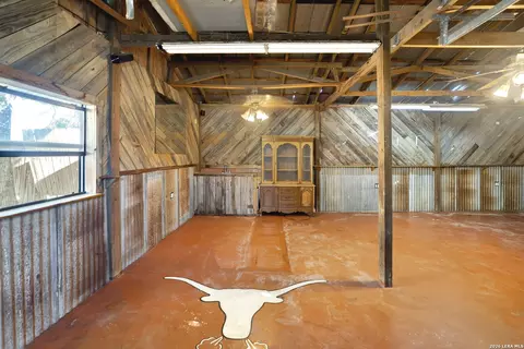 Other - 386 County Road 763, Devine, TX 78016 photo 7 of 19