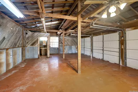 Other - 386 County Road 763, Devine, TX 78016 photo 8 of 19