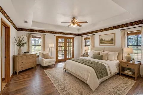 Bedroom - 386 County Road 763, Devine, TX 78016 photo 6 of 7