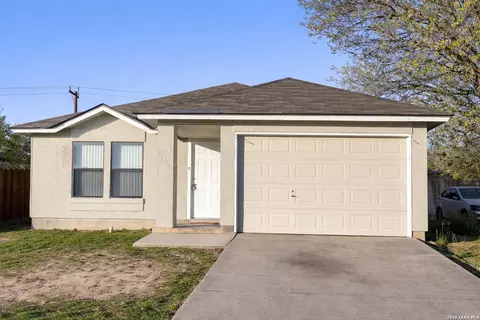 9629 Green Plain Dr, San Antonio, TX 78245