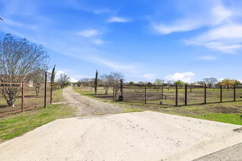 11421 Ware Seguin, Schertz, TX 78154