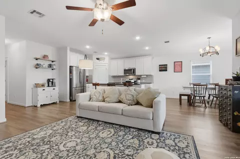 10526 Francisco Way, Converse, TX 78109