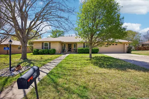 92 Westwood, Kerrville, TX 78028