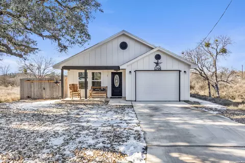1706 Redwood Dr, Granite Shoals, TX 78654