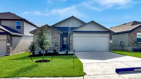 1719 Garnet Spg, San Antonio, TX 78245