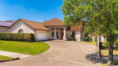 Exterior - 2155 Romel St, Eagle Pass, TX 78852 photo 2 of 5