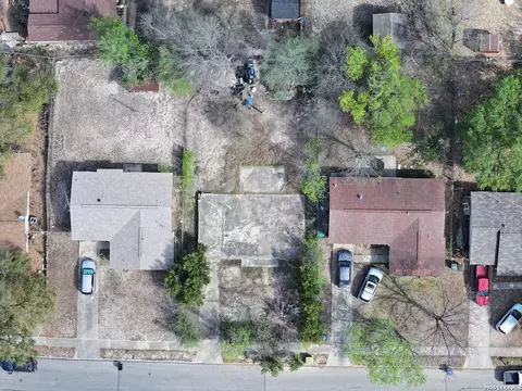 5423 Brookhill St, San Antonio, TX 78228