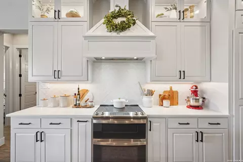 Kitchen - 234 Sabella, Spring Branch, TX 78070 photo 3 of 4
