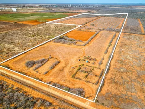 tbd Vergara Rd, Dilley, TX 78017