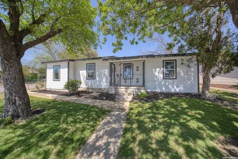 703 Glamis, San Antonio, TX 78223