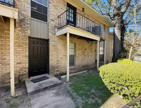 6611 Southpoint St #BLDG A  105, San Antonio, TX 78229