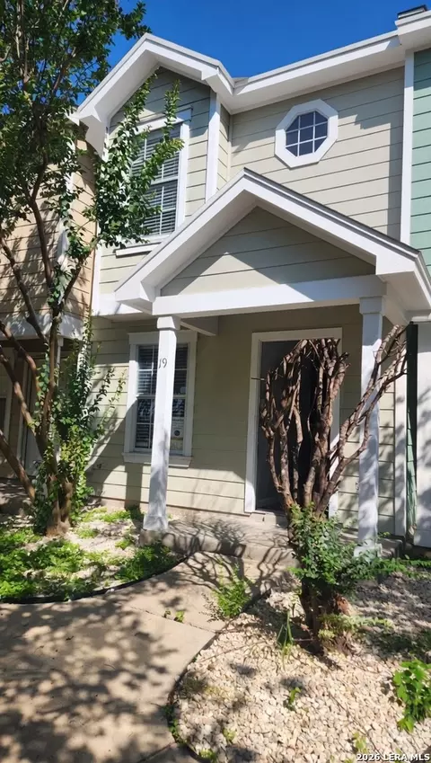 19 Autumn Pass, San Antonio, TX 78245