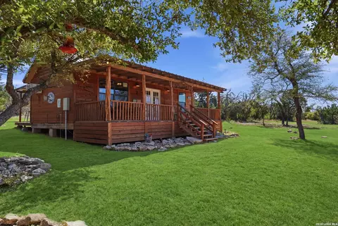 3035 Keese, Fredericksburg, TX 78624