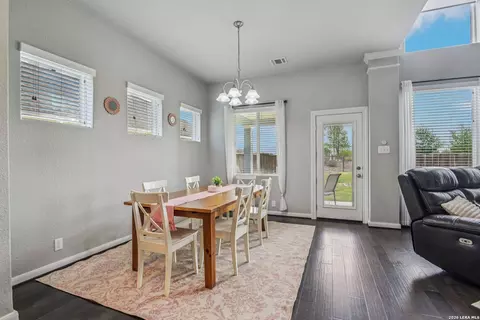 Dining - 8720 Stackstone, Schertz, TX 78154 photo 3 of 3