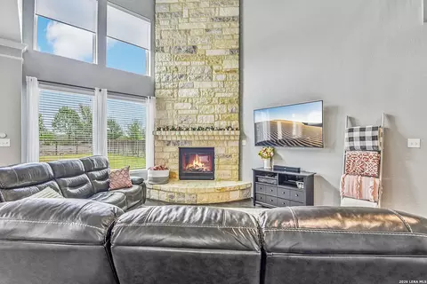 Living - 8720 Stackstone, Schertz, TX 78154 photo 4 of 5