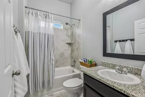 Bath - 8720 Stackstone, Schertz, TX 78154 photo 6 of 6