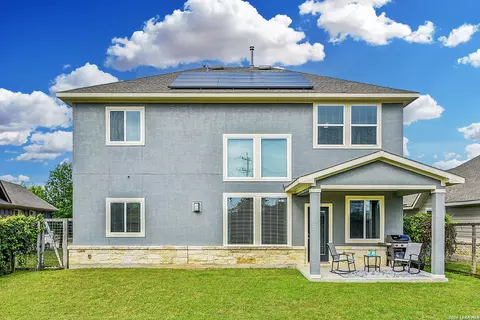 Exterior - 8720 Stackstone, Schertz, TX 78154 photo 6 of 8