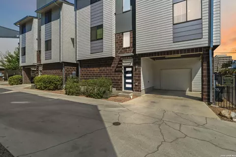 303 W Cypress UNIT 101, San Antonio, TX 78212