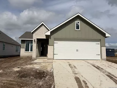 412 Honeydew Way, Seguin, TX 78155