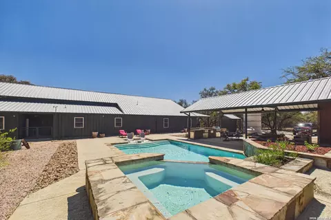 7869 County Road 311, D'hanis, TX 78850