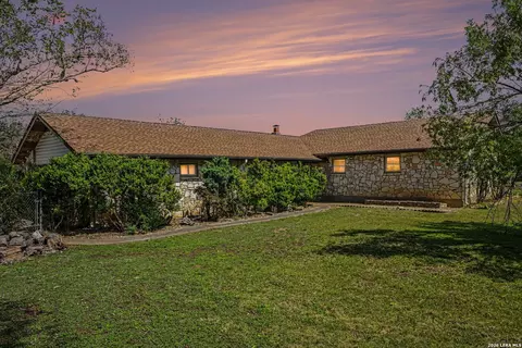 9803 Saxet, Boerne, TX 78006