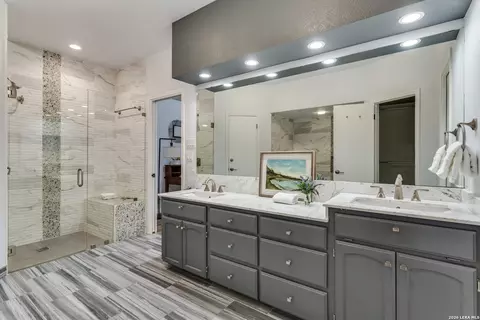 2914 Hunters Stream St, San Antonio, TX 78230