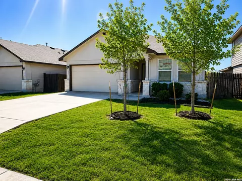 2523 Barbwire Way, San Antonio, TX 78244