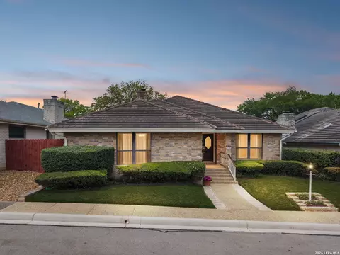 6119 Shady Crk, Windcrest, TX 78239