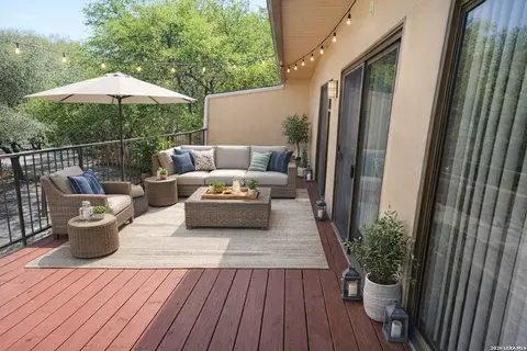 8642 Fredericksburg #406, San Antonio, TX 78240