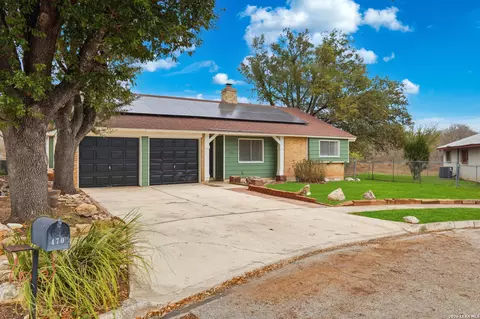 4706 Esterbrook, San Antonio, TX 78238