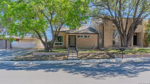 8942 Willmon, Windcrest, TX 78239