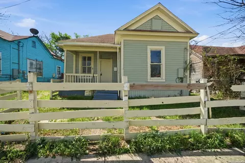 924 Wyoming, San Antonio, TX 78203