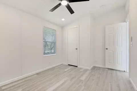 5111 Savannah Woods, Von Ormy, TX 78073 photo 20