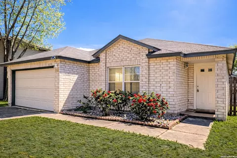 8050 Chestnut Cpe, Converse, TX 78109