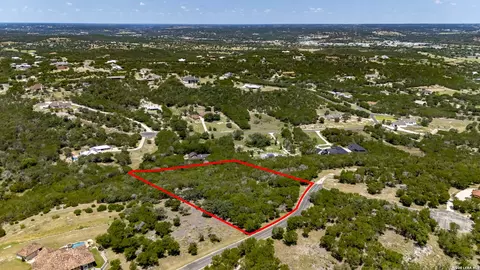 940 San Juan, Kerrville, TX 78028