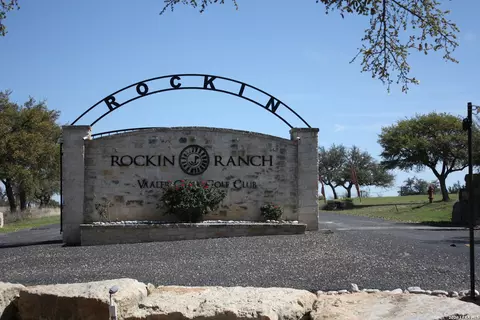 130 S Jesse Stiff, Blanco, TX 78606