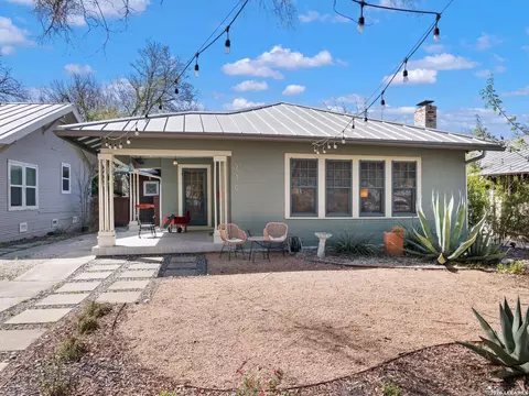 230 Allensworth St, San Antonio, TX 78209